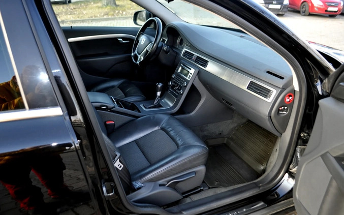 Volvo V70 cena 25900 przebieg: 271000, rok produkcji 2010 z Myszków małe 631